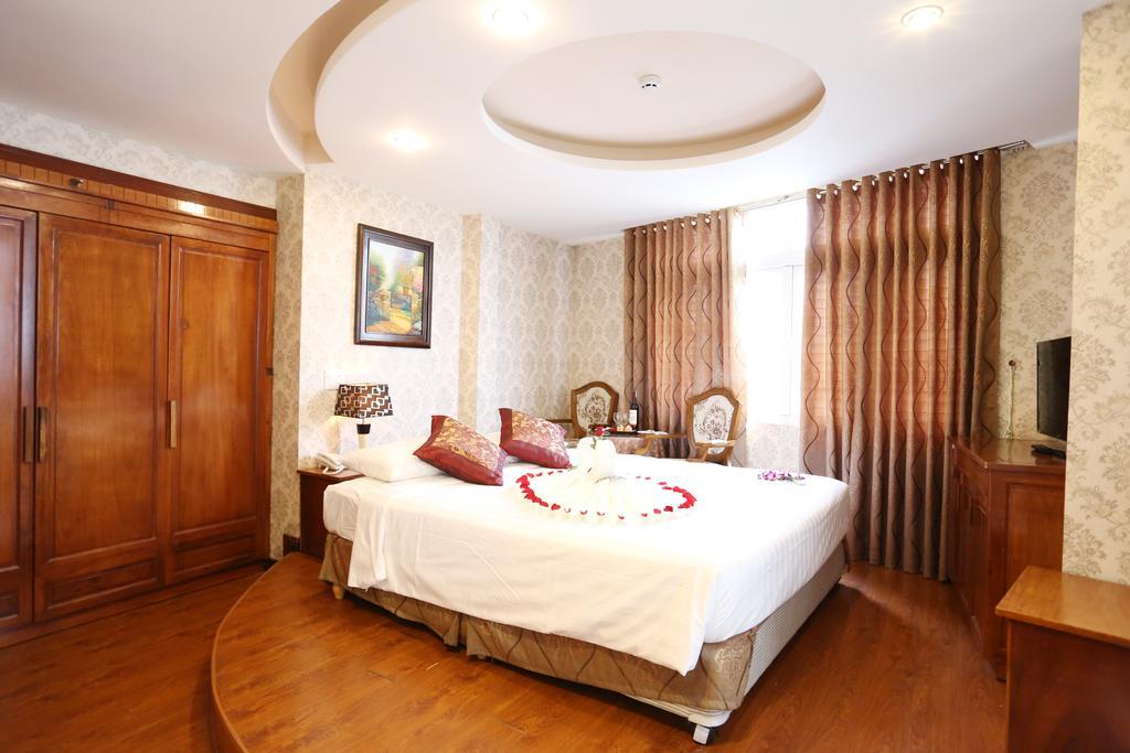 Mountain Town Hotel ดาลัด ภายนอก รูปภาพ