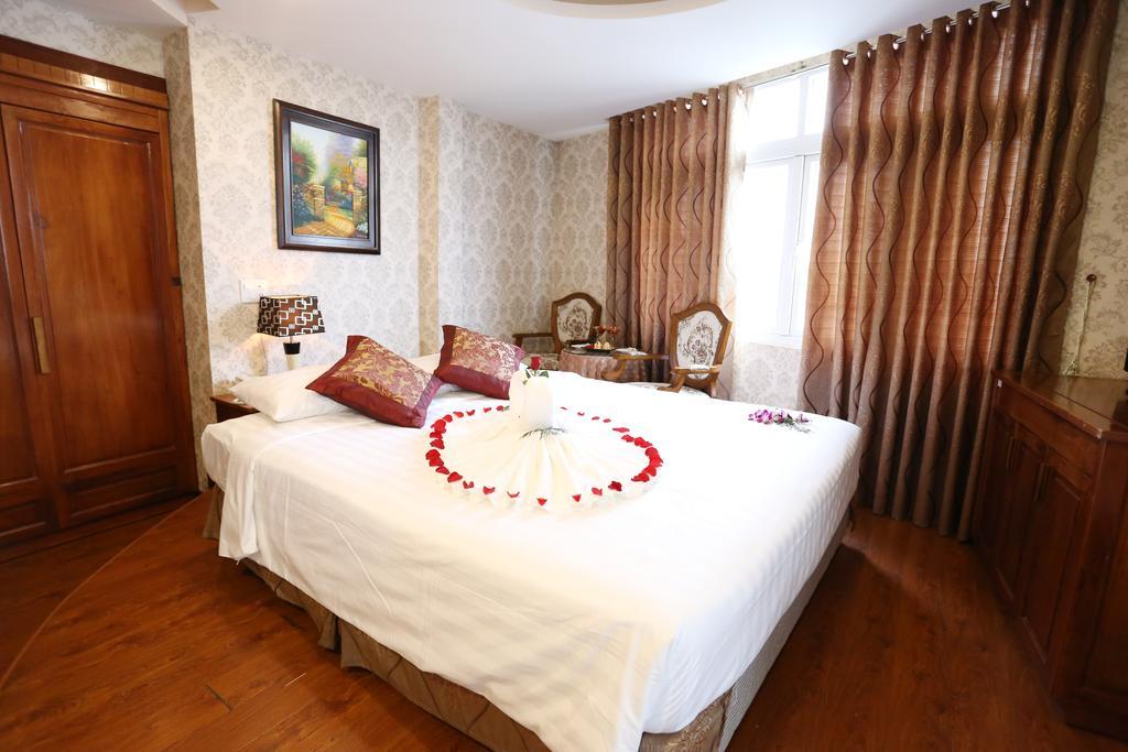 Mountain Town Hotel ดาลัด ภายนอก รูปภาพ