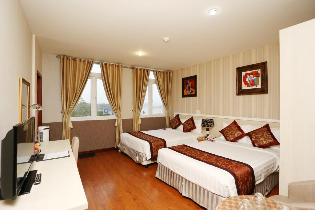 Mountain Town Hotel ดาลัด ภายนอก รูปภาพ