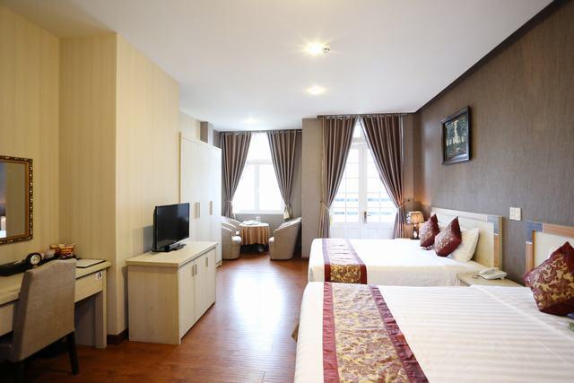 Mountain Town Hotel ดาลัด ภายนอก รูปภาพ