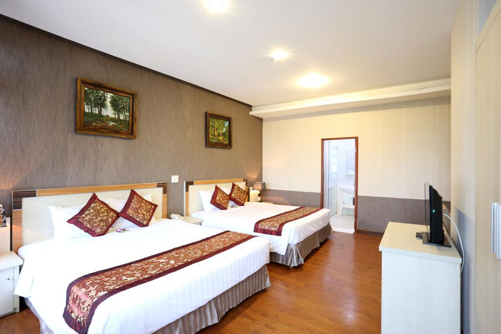Mountain Town Hotel ดาลัด ภายนอก รูปภาพ