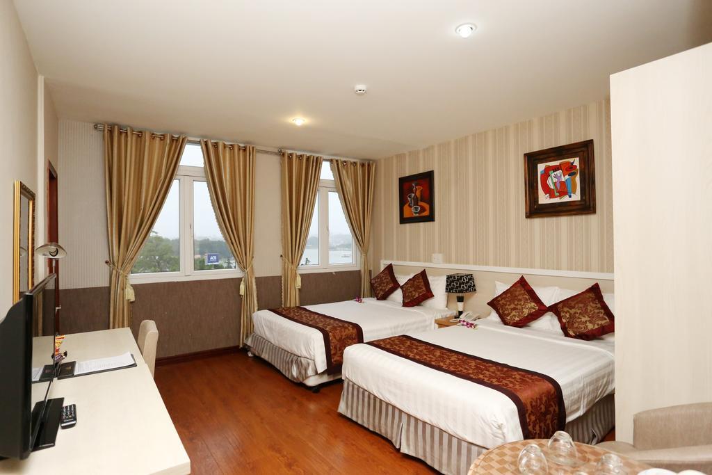 Mountain Town Hotel ดาลัด ภายนอก รูปภาพ